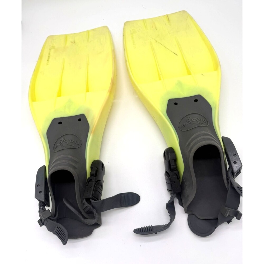 Dacor Turboflex SP SCUBA Diving Fins Open Heel Vented Small Yellow